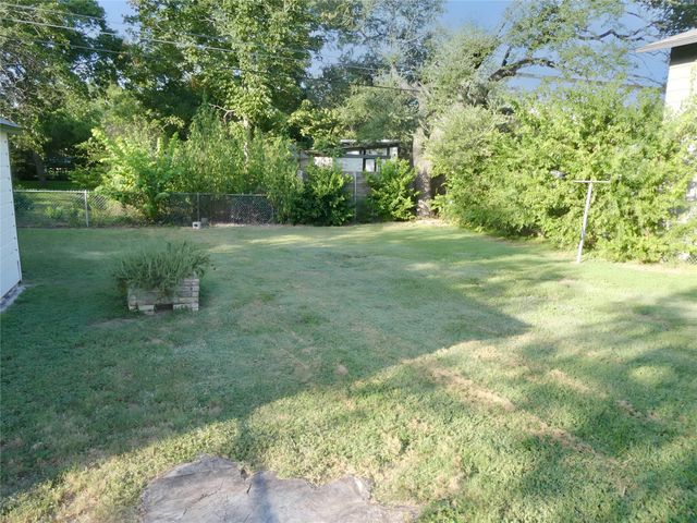 1206 MADISON Ave, Austin, TX 78757
