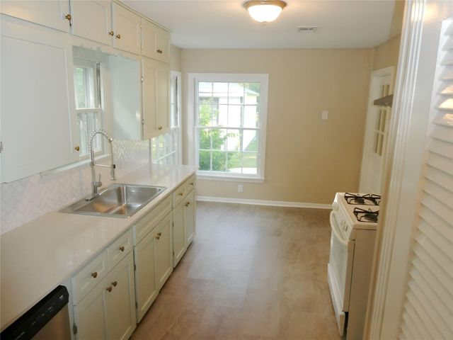 1206 MADISON Ave, Austin, TX 78757