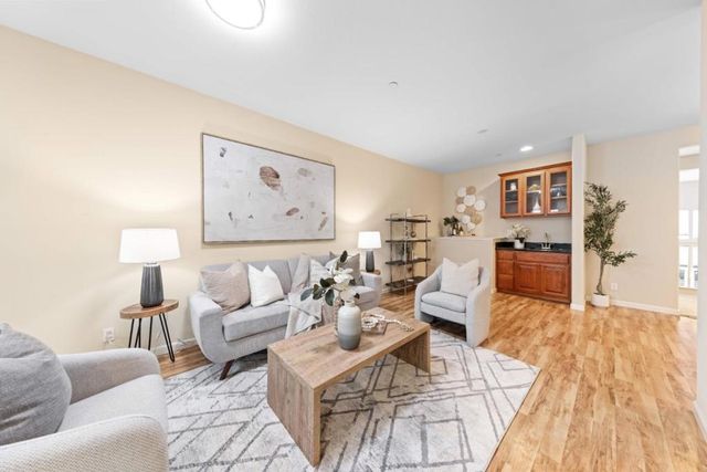 1033 Lyon Terrace, Sunnyvale, CA 94089