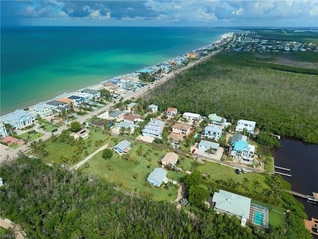 27553 Hickory View DR, Bonita Springs, FL 34134