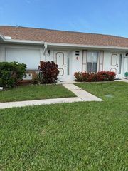 940 Savannas Point Drive Apt B, Fort Pierce, FL 34982