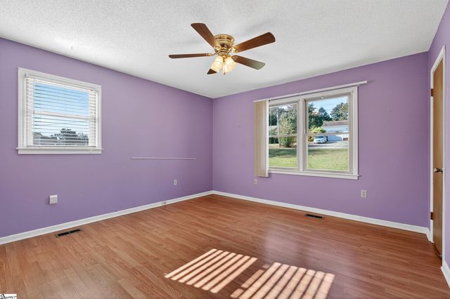 109 Edgewood Avenue, Easley, SC 29640