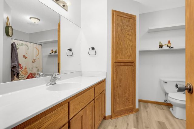 25578 Forest Boulevard, Wyoming, MN 55092