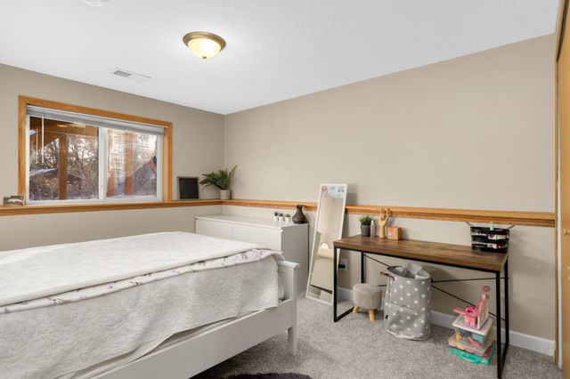 25578 Forest Boulevard, Wyoming, MN 55092