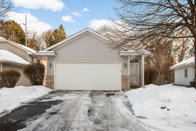 25578 Forest Boulevard, Wyoming, MN 55092