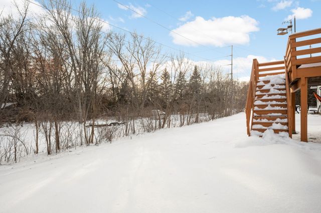 25578 Forest Boulevard, Wyoming, MN 55092