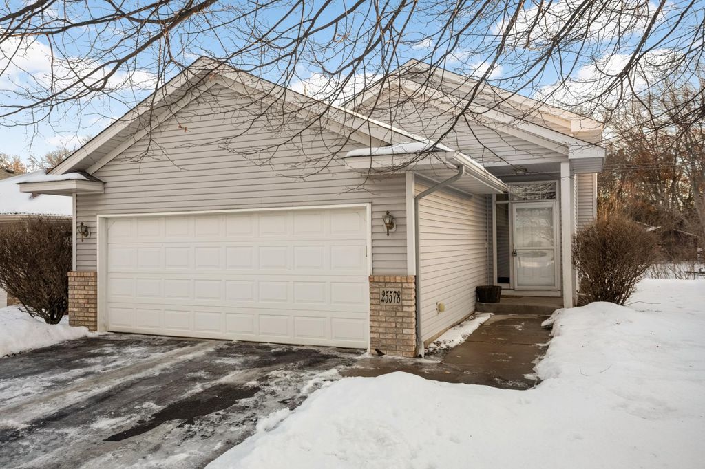 25578 Forest Boulevard, Wyoming, MN 55092