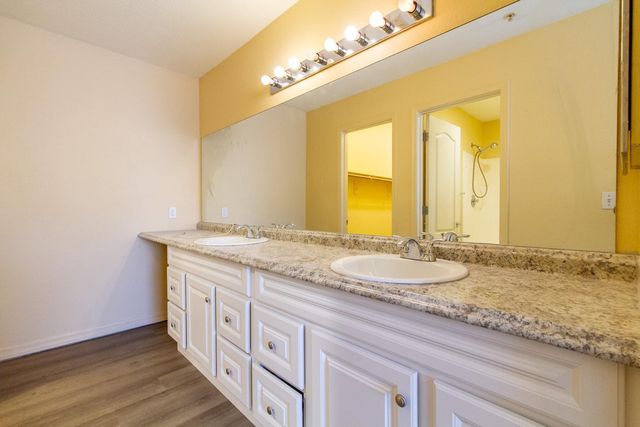 1406 W Emerald Avenue Unit 131, Mesa, AZ 85202