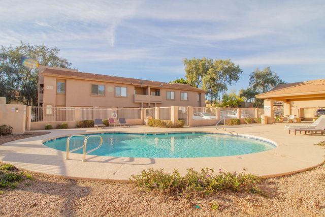 1406 W Emerald Avenue Unit 131, Mesa, AZ 85202