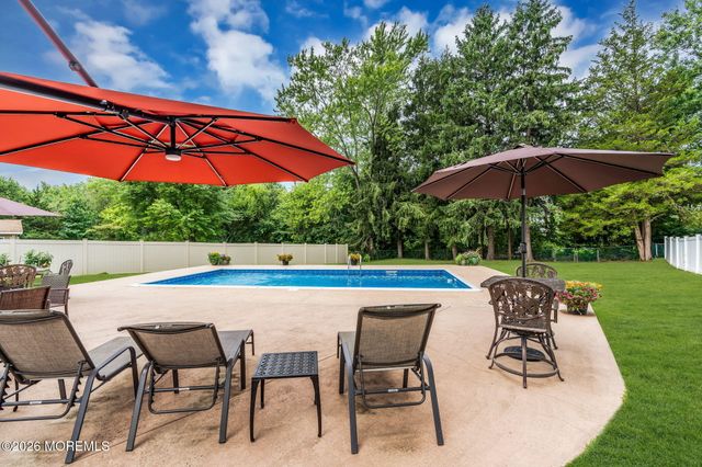 5 Forsgate Drive, Freehold, NJ 07728
