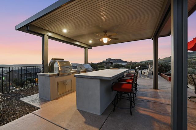 6002 Louis Way, El Dorado Hills, CA 95762