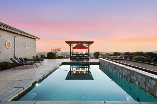 6002 Louis Way, El Dorado Hills, CA 95762