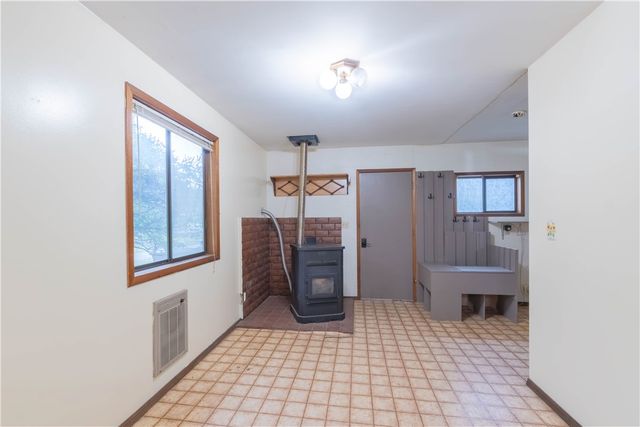 308 1st Street N, Ryegate, MT 59074