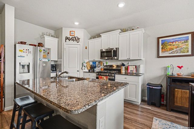 518 Moonvine Way, New Braunfels, TX 78130