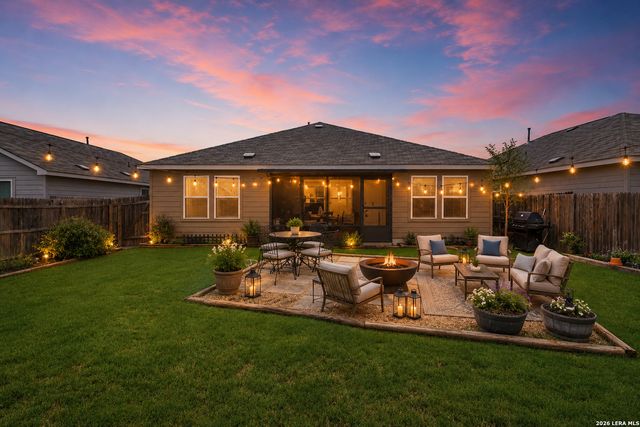 518 Moonvine Way, New Braunfels, TX 78130
