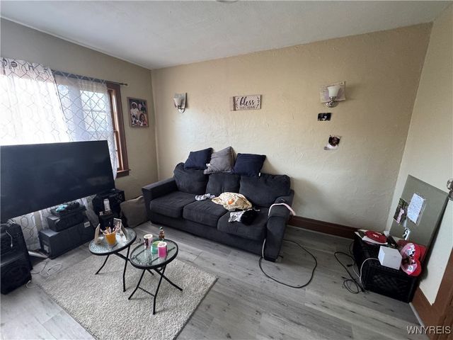 62 Sumner Place, Buffalo, NY 14211