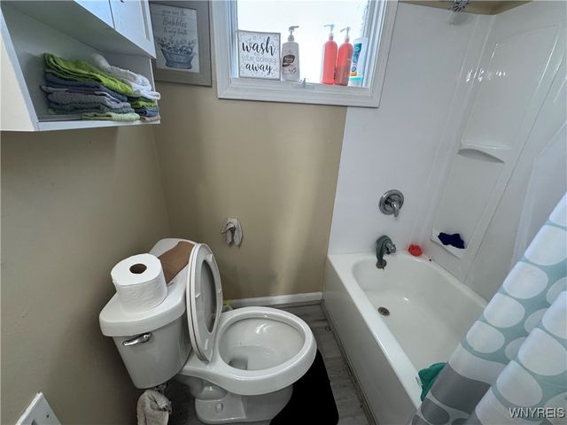 62 Sumner Place, Buffalo, NY 14211