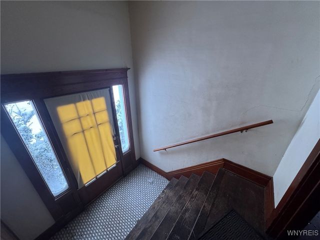 62 Sumner Place, Buffalo, NY 14211