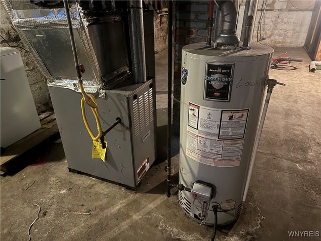 62 Sumner Place, Buffalo, NY 14211