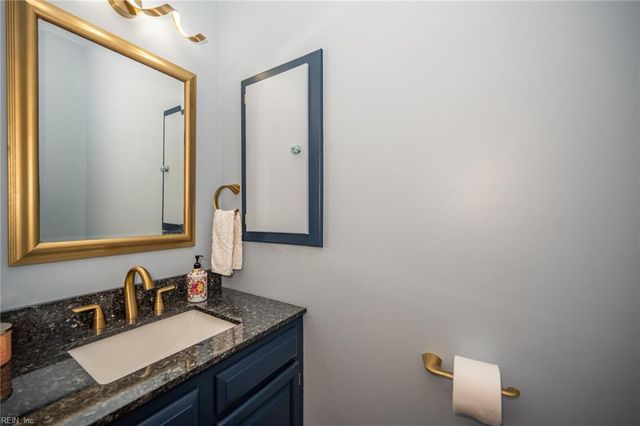 103 Continental DR # 3, Elizabeth City, NC 27909