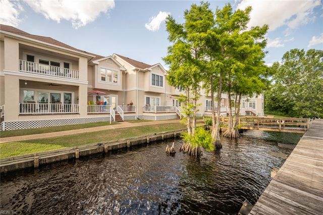 103 Continental DR # 3, Elizabeth City, NC 27909