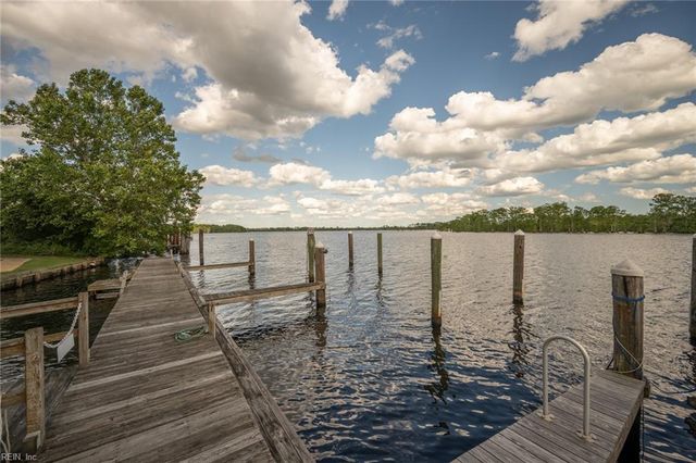 103 Continental DR # 3, Elizabeth City, NC 27909