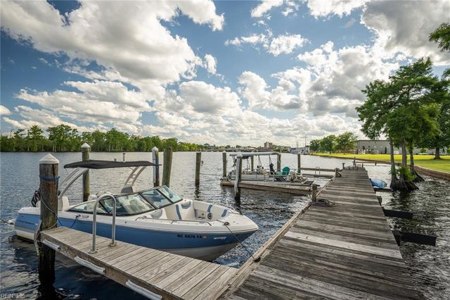 103 Continental DR # 3, Elizabeth City, NC 27909