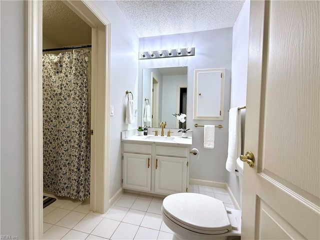 103 Continental DR # 3, Elizabeth City, NC 27909