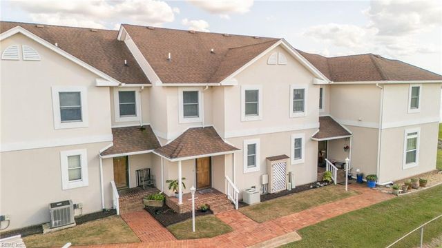 103 Continental DR # 3, Elizabeth City, NC 27909