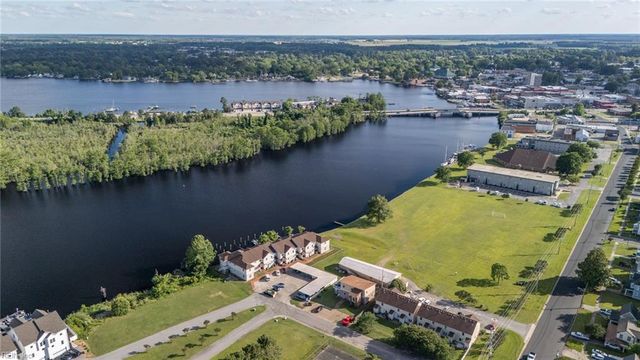 103 Continental DR # 3, Elizabeth City, NC 27909