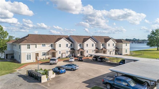 103 Continental DR # 3, Elizabeth City, NC 27909