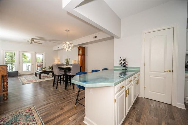 103 Continental DR # 3, Elizabeth City, NC 27909