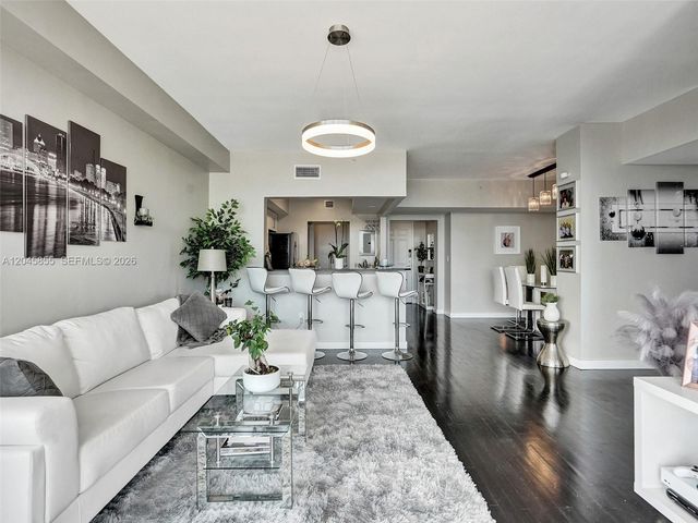 3020 NE 32nd Ave 925, Fort Lauderdale, FL 33308