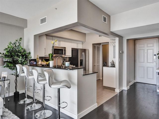 3020 NE 32nd Ave 925, Fort Lauderdale, FL 33308