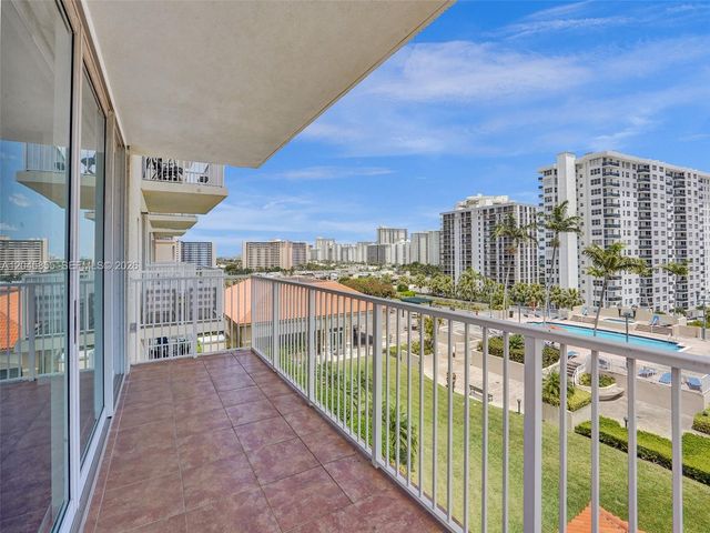 3020 NE 32nd Ave 925, Fort Lauderdale, FL 33308