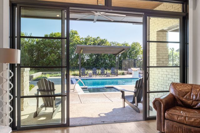 528 Lodge Hill Drive, Heath, TX 75032
