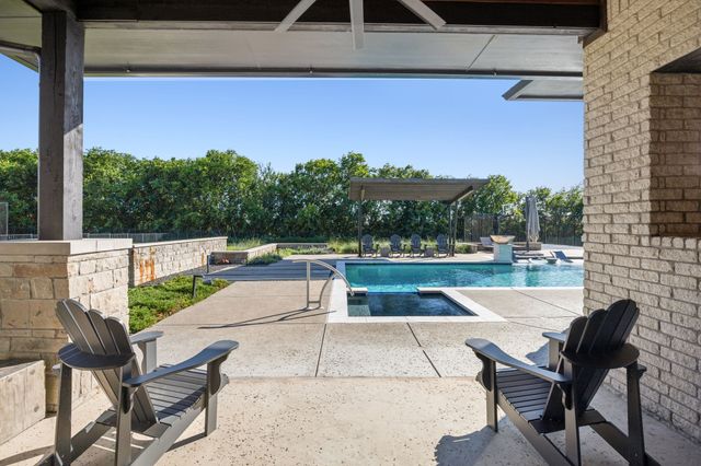 528 Lodge Hill Drive, Heath, TX 75032