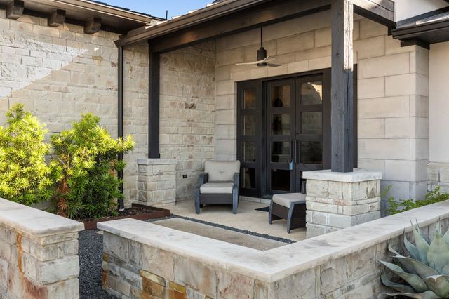 528 Lodge Hill Drive, Heath, TX 75032