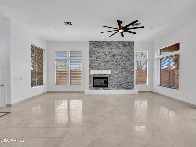 3138 W RAVINA Lane, Anthem, AZ 85086