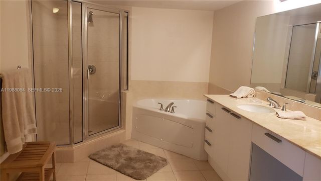 16699 Collins Ave 2404, Sunny Isles Beach, FL 33160