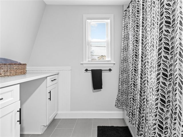 23 Mowry Avenue, East Providence, RI 02914