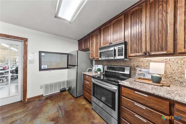 5650 Bottoms Road, Temple, TX 76501