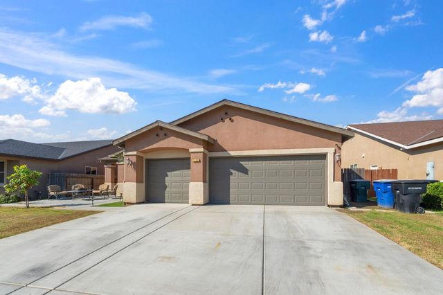 1292 Monterey Avenue, Hanford, CA 93230
