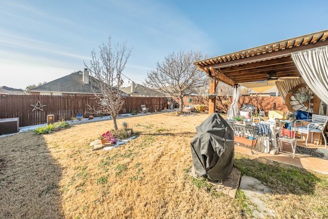 2300 Horseback Trail, Fort Worth, TX 76177