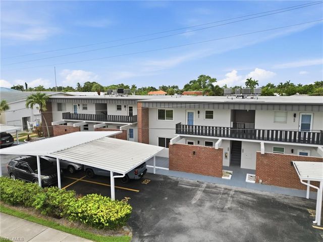 632 Victoria DR 103, Cape Coral, FL 33904