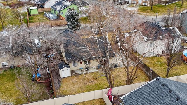 1913 N Harmony Ln, Spokane Valley, WA 99016