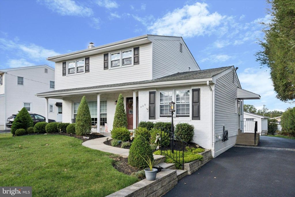 409 ELDON DR, Broomall, PA 19008