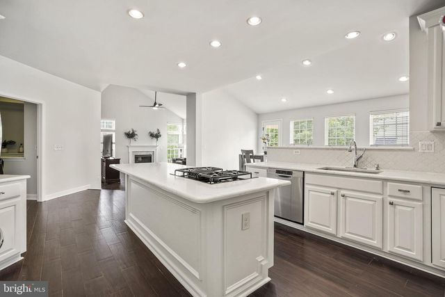 6032 GHOLSON BRIDGE CT, Manassas, VA 20112