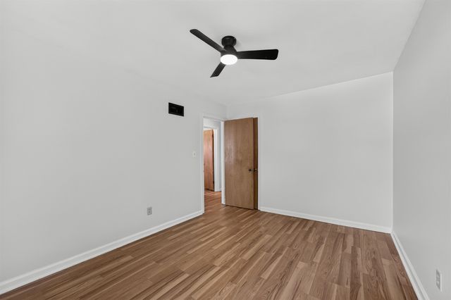 850 N Chautauqua Ave, Wichita, KS 67214