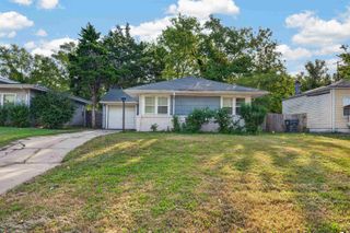 850 N Chautauqua Ave, Wichita, KS 67214